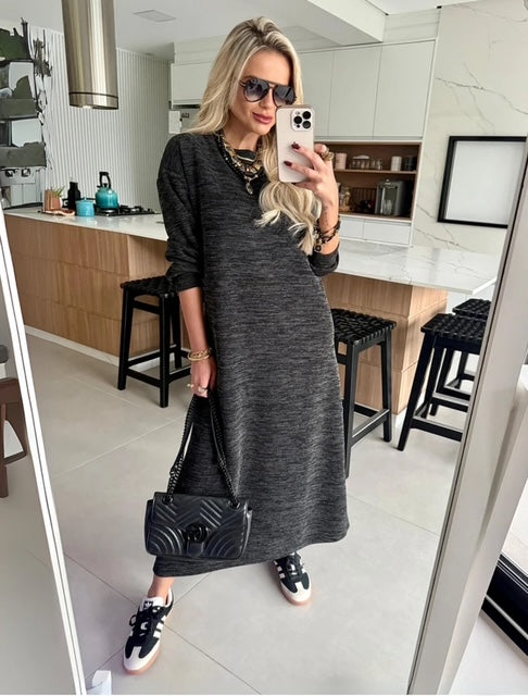Vestido Midi Tricot Maria- Conforto e Sofisticação que Você Merece!