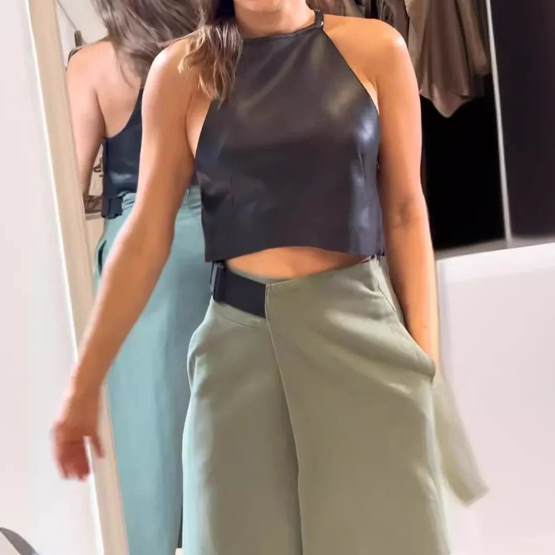 Conjunto Feminino Regata e Saia Elisa- Charme e Elegância para a Mulher Moderna+ Frete Grátis