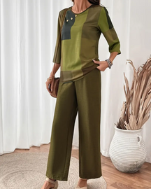 Conjunto em Viscolinho Mel- Fluído e Moderno