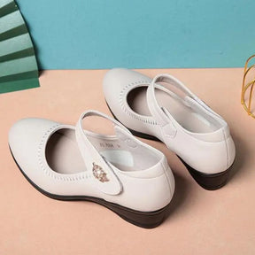 Sandália Ortopédica Feminina - Manuella- Descubra o equilíbrio perfeito entre estilo e conforto